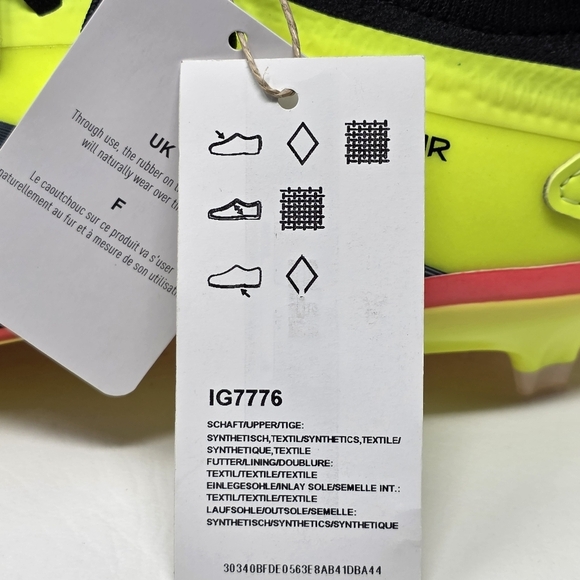 Adidas Predator Pro FG IG7776 Yellow / Black Soccer Cleats Men's Size 6 New - Picture 12 of 12